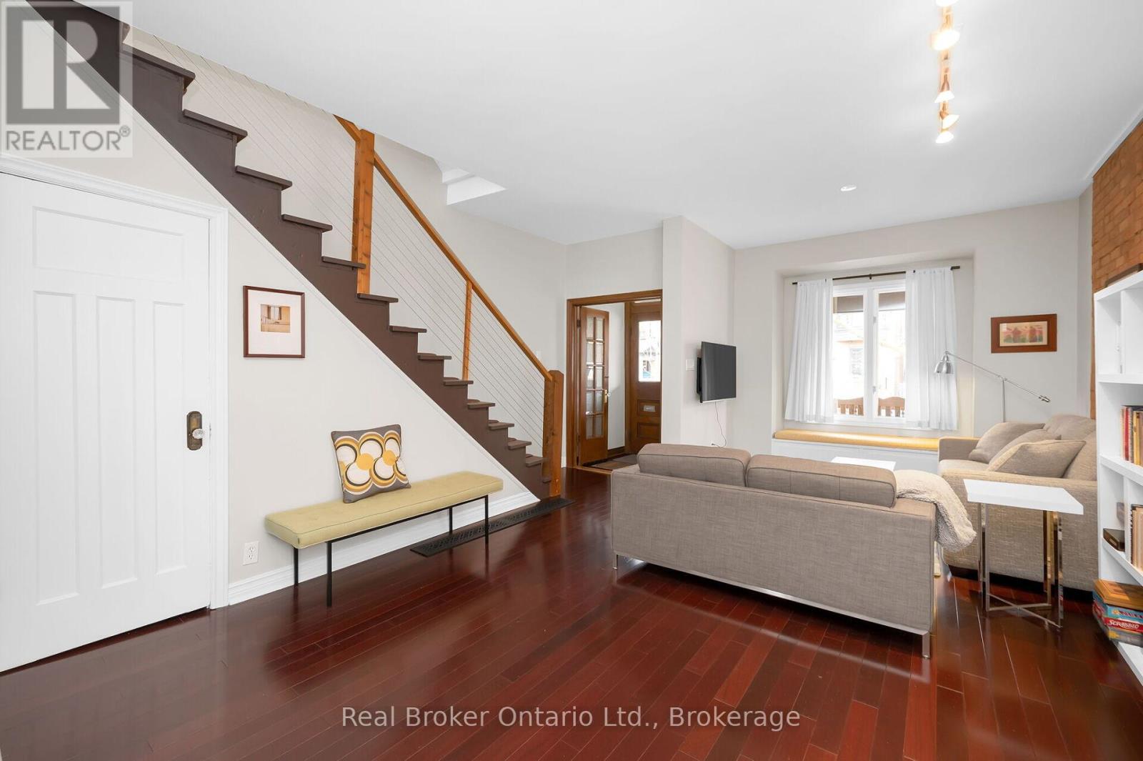 300 Charlton Avenue W, Hamilton, Ontario  L8P 2E5 - Photo 7 - X12116799