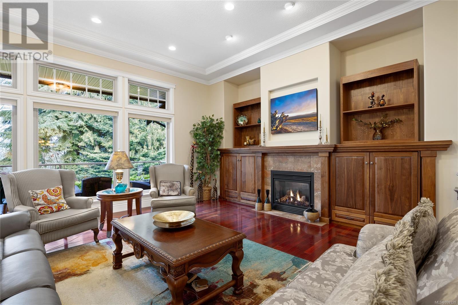 Property at 757 Eagleridge Pl image 2