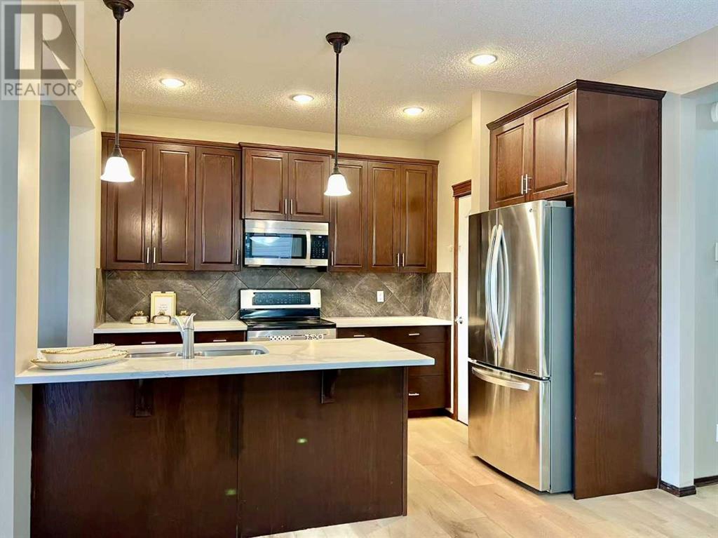 675 Panora Way Nw, Calgary, Alberta  T3K 0V3 - Photo 11 - A2216327