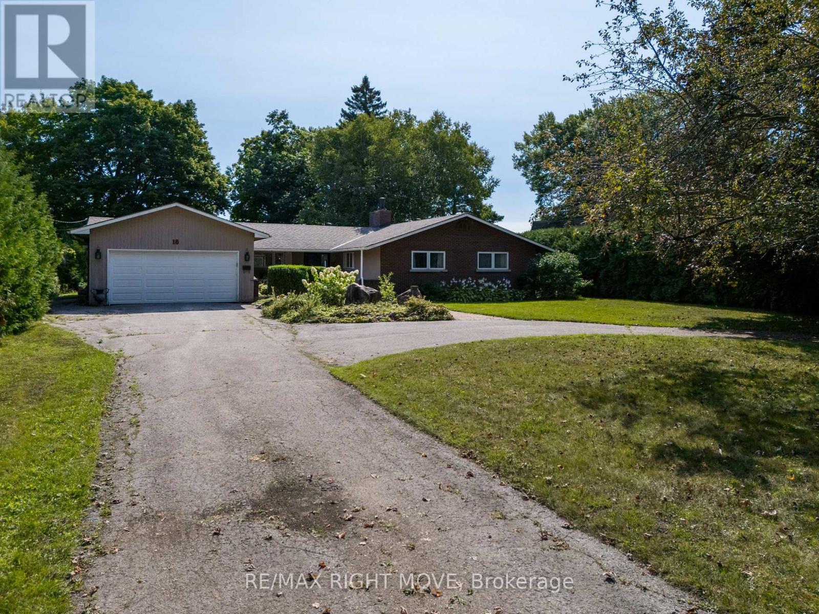 18 Maple Drive, Orillia, Ontario  L3V 3W2 - Photo 41 - S12137443