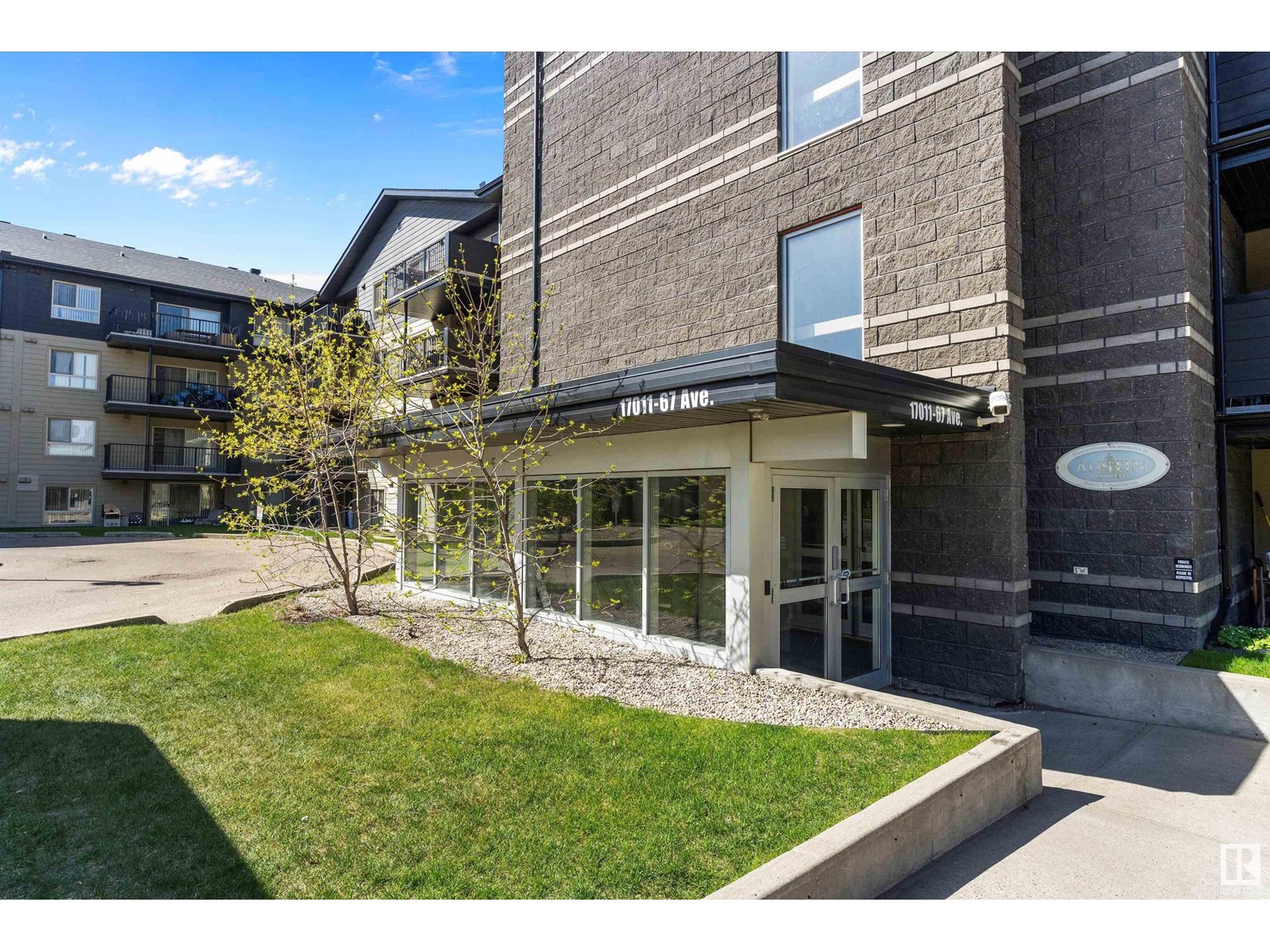 Property at #412 17011 67 AV NW image 3