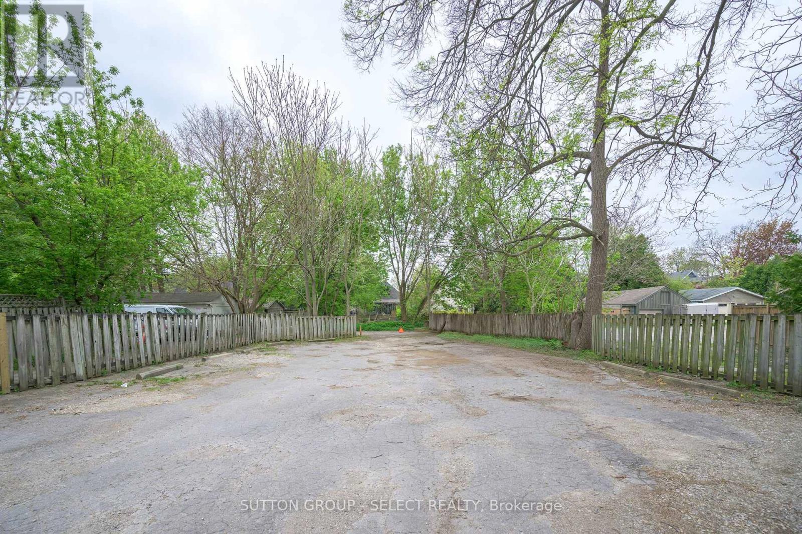 519 Oxford Street E, London East, Ontario  N5Y 3H8 - Photo 26 - X12137636