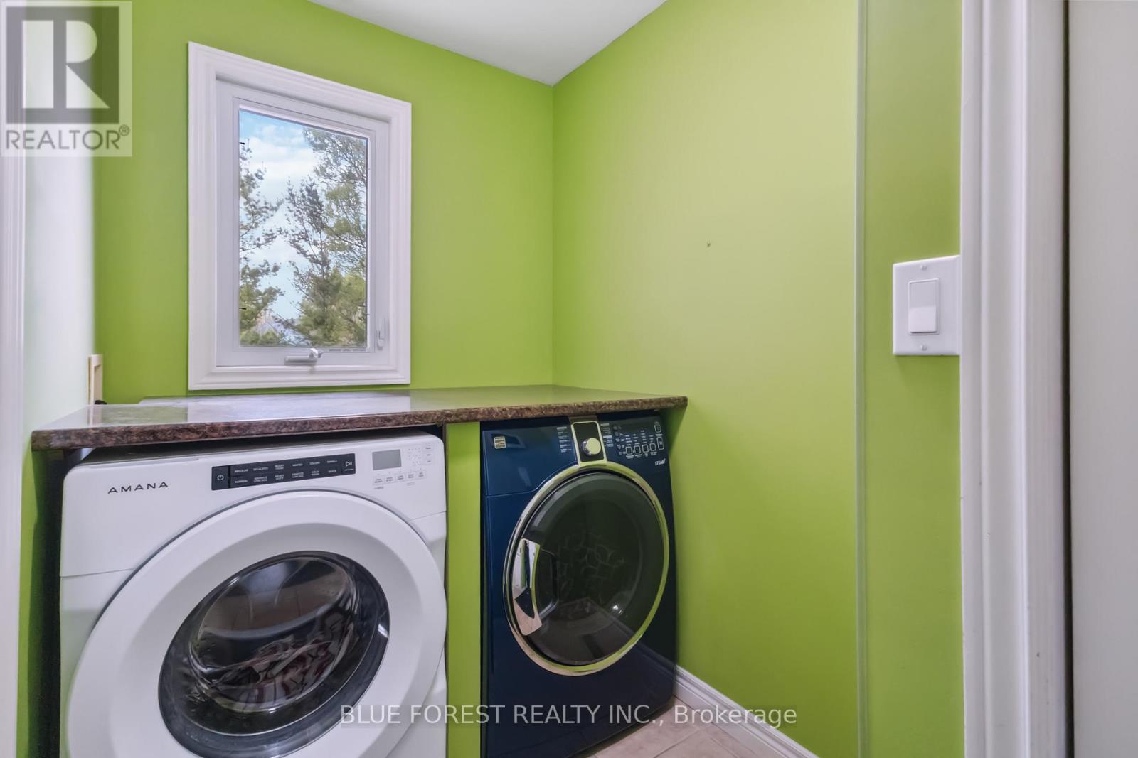 1 Riverbank Drive, St. Thomas, Ontario  N5P 4M5 - Photo 15 - X12137649