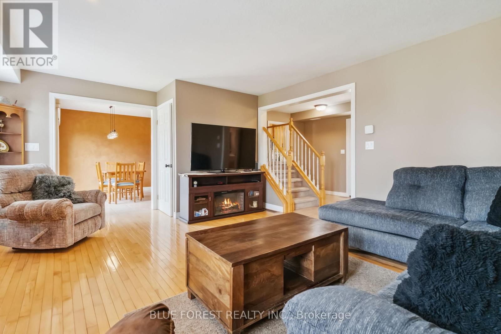1 Riverbank Drive, St. Thomas, Ontario  N5P 4M5 - Photo 6 - X12137649