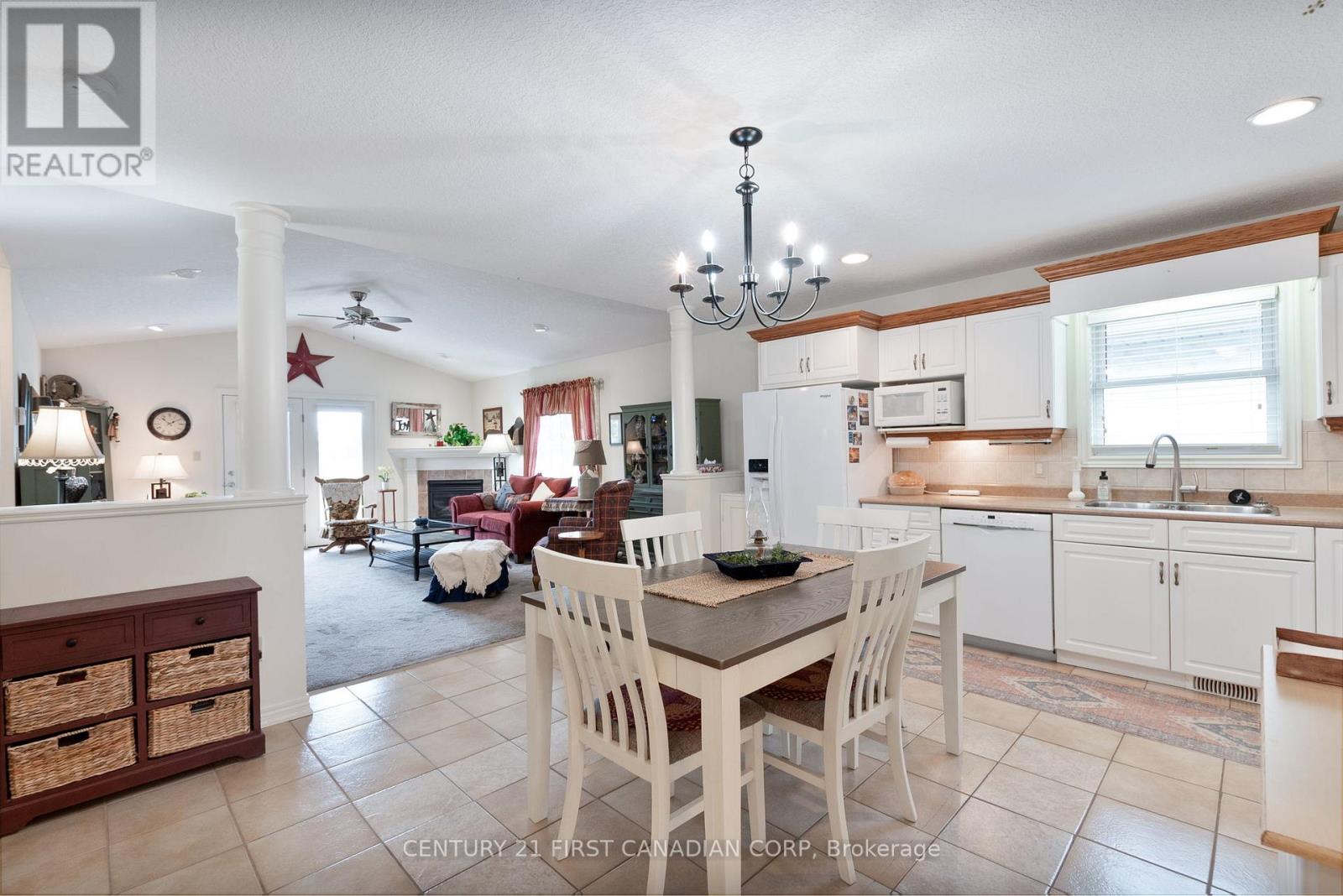 14 - 410 Burwell Road, St. Thomas, Ontario  N5P 4N6 - Photo 6 - X12137748