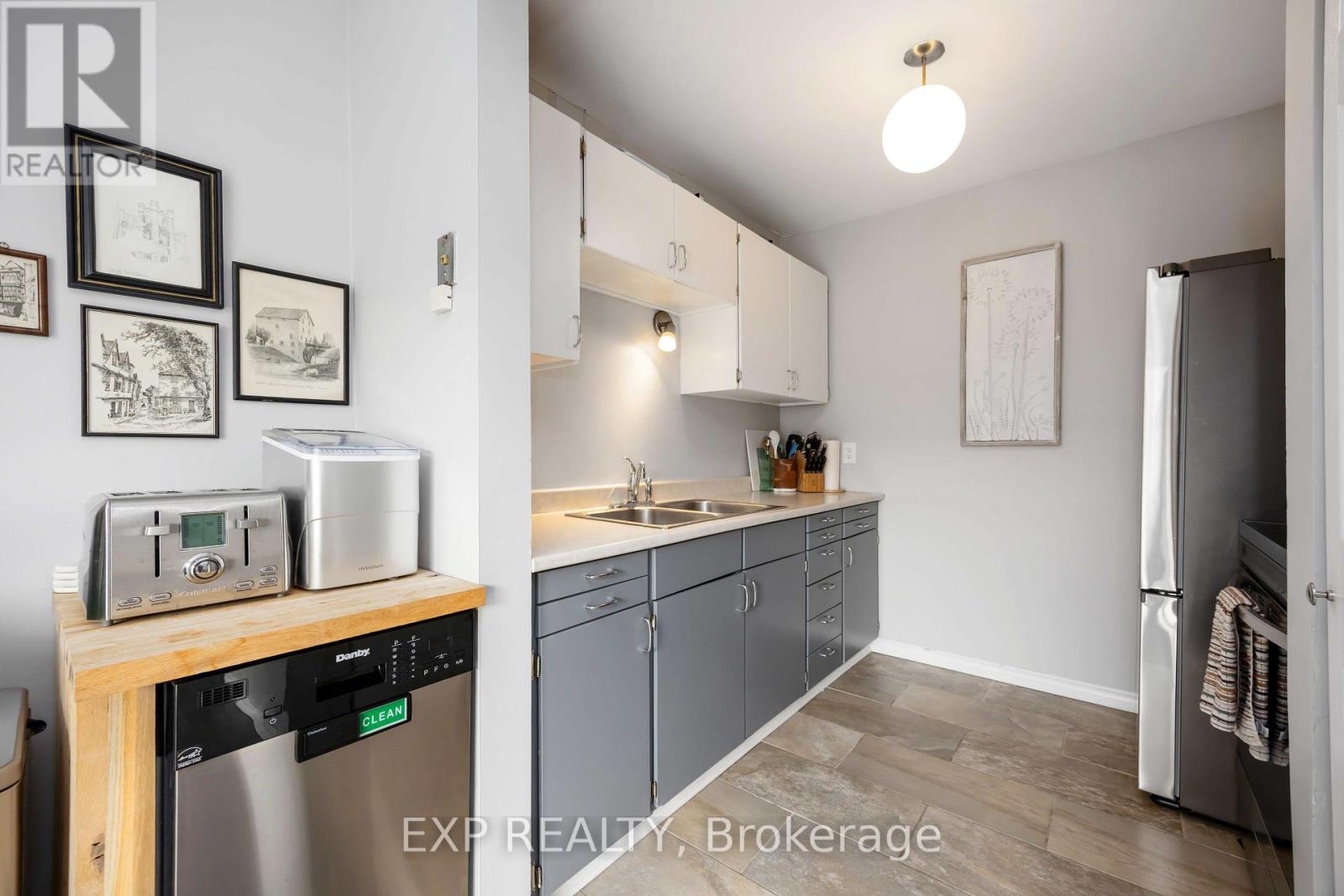 6 - 847 Ross Avenue, Sarnia, Ontario  N7T 7R1 - Photo 10 - X12137776