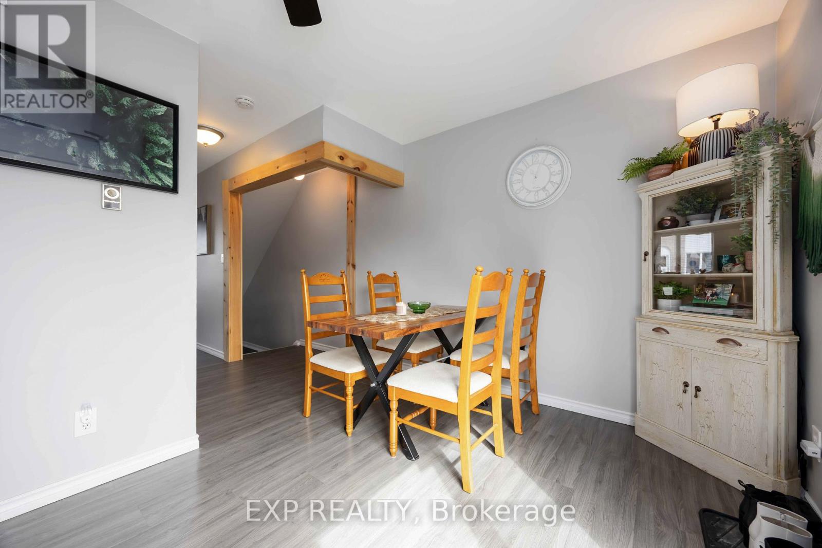 6 - 847 Ross Avenue, Sarnia, Ontario  N7T 7R1 - Photo 12 - X12137776