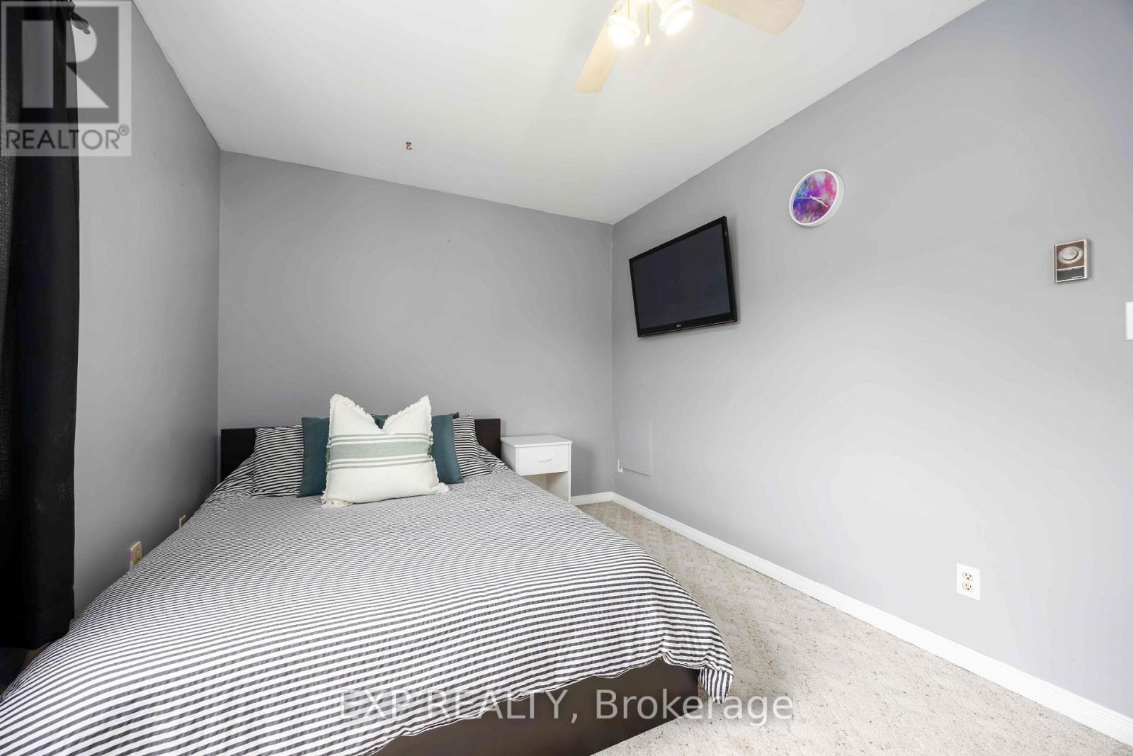 6 - 847 Ross Avenue, Sarnia, Ontario  N7T 7R1 - Photo 18 - X12137776