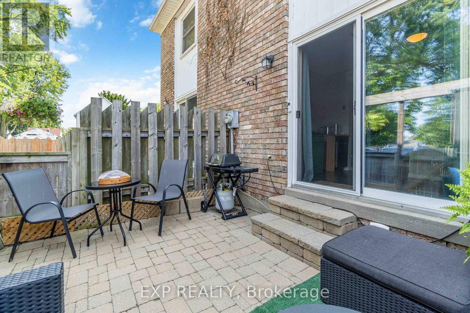 6 - 847 Ross Avenue, Sarnia, Ontario  N7T 7R1 - Photo 32 - X12137776