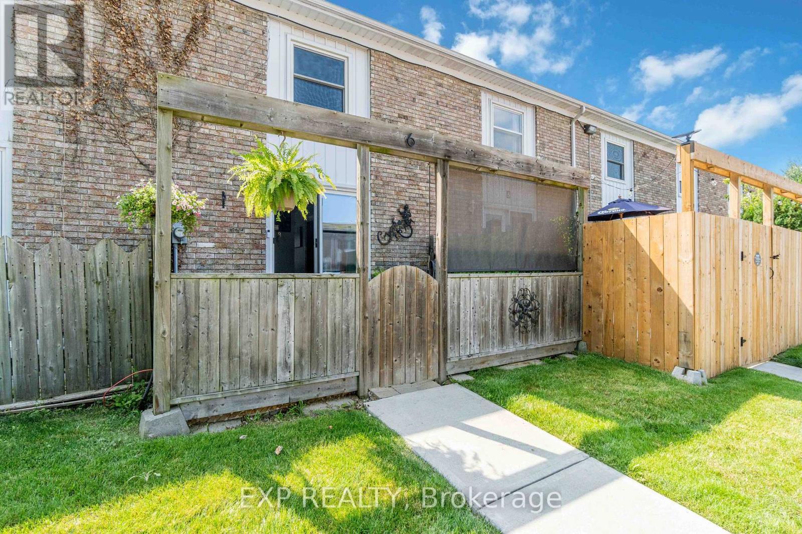 6 - 847 Ross Avenue, Sarnia, Ontario  N7T 7R1 - Photo 35 - X12137776