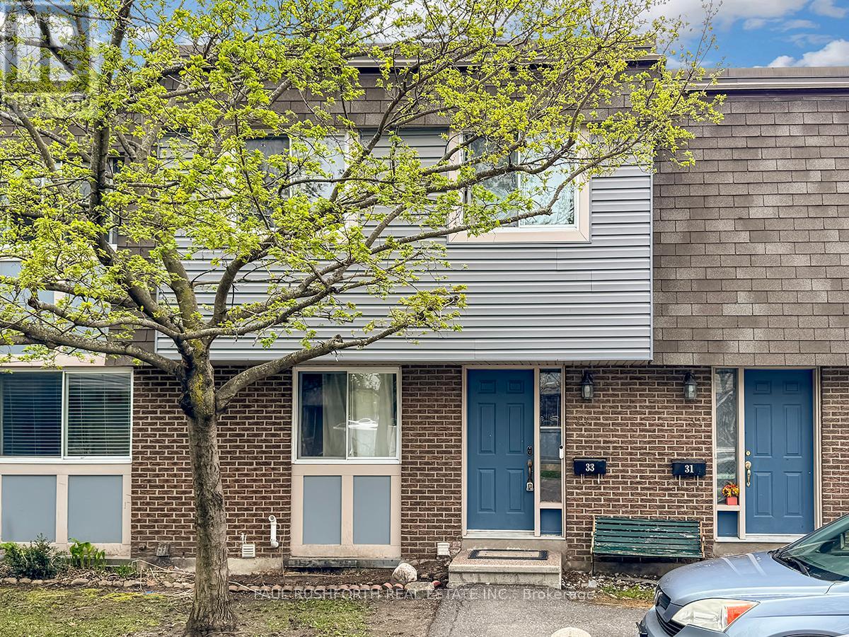 Property at 33 CORLEY PRIVATE image 1