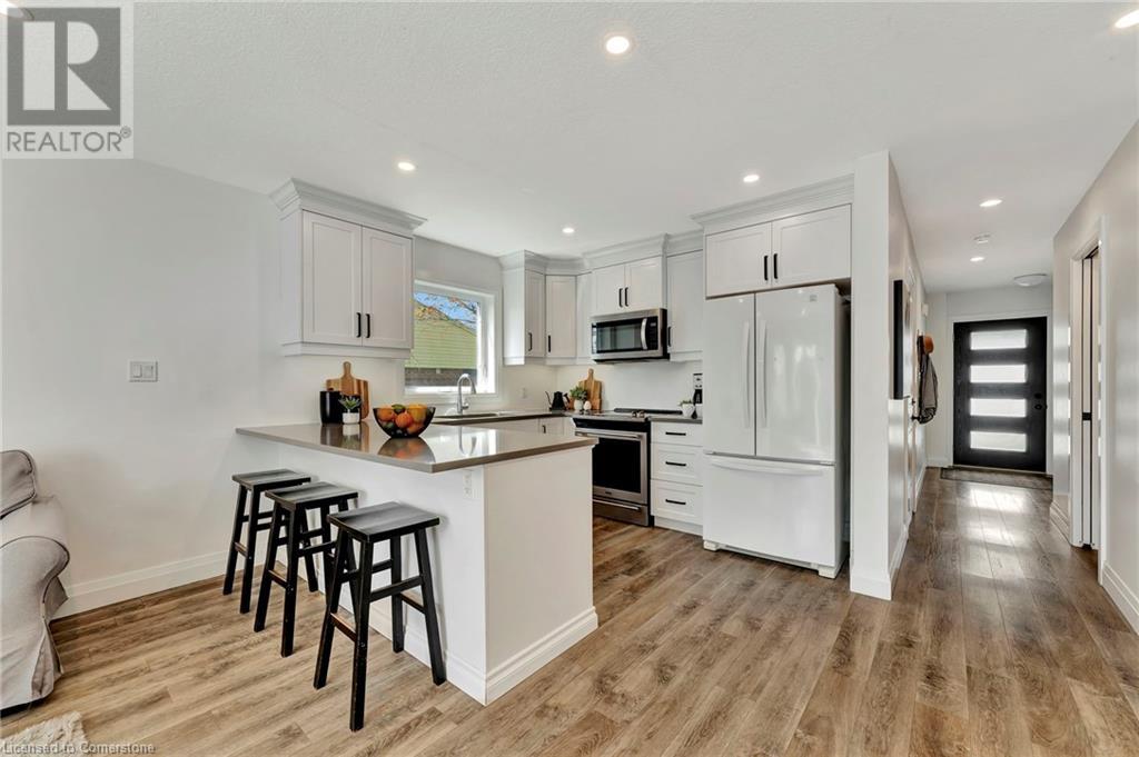 Property at 2211 WILLIAM SHAKESPEARE Street image 4
