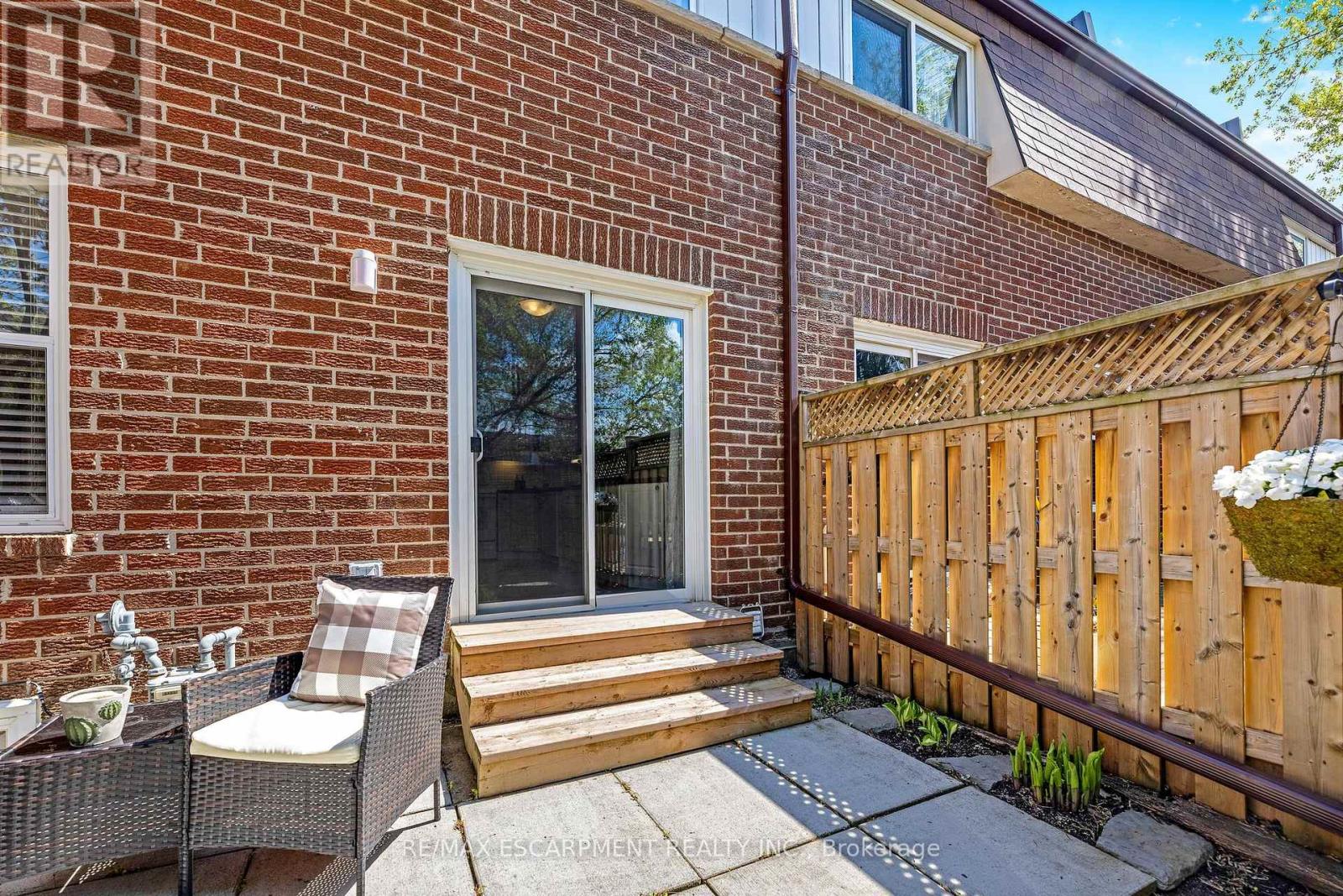 14 - 235 Bronte Street S, Milton, Ontario  L9T 3V8 - Photo 25 - W12137386