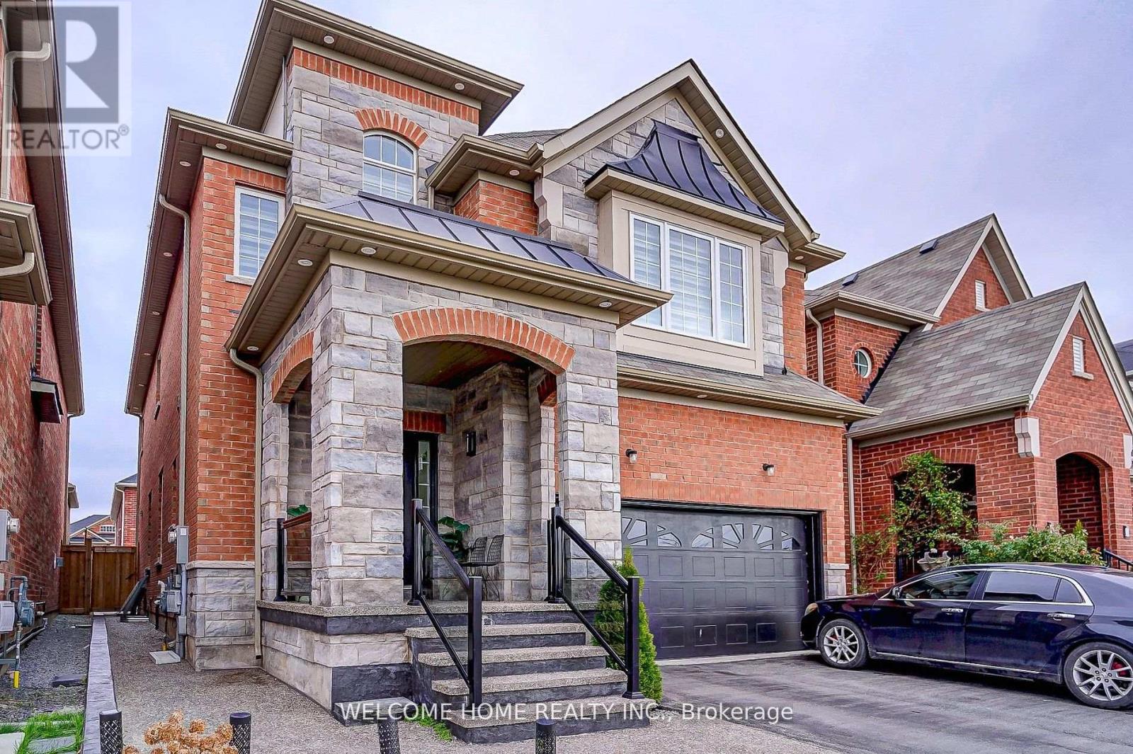556 Bessborough Drive, Milton, Ontario  L9T 8V9 - Photo 2 - W12137405