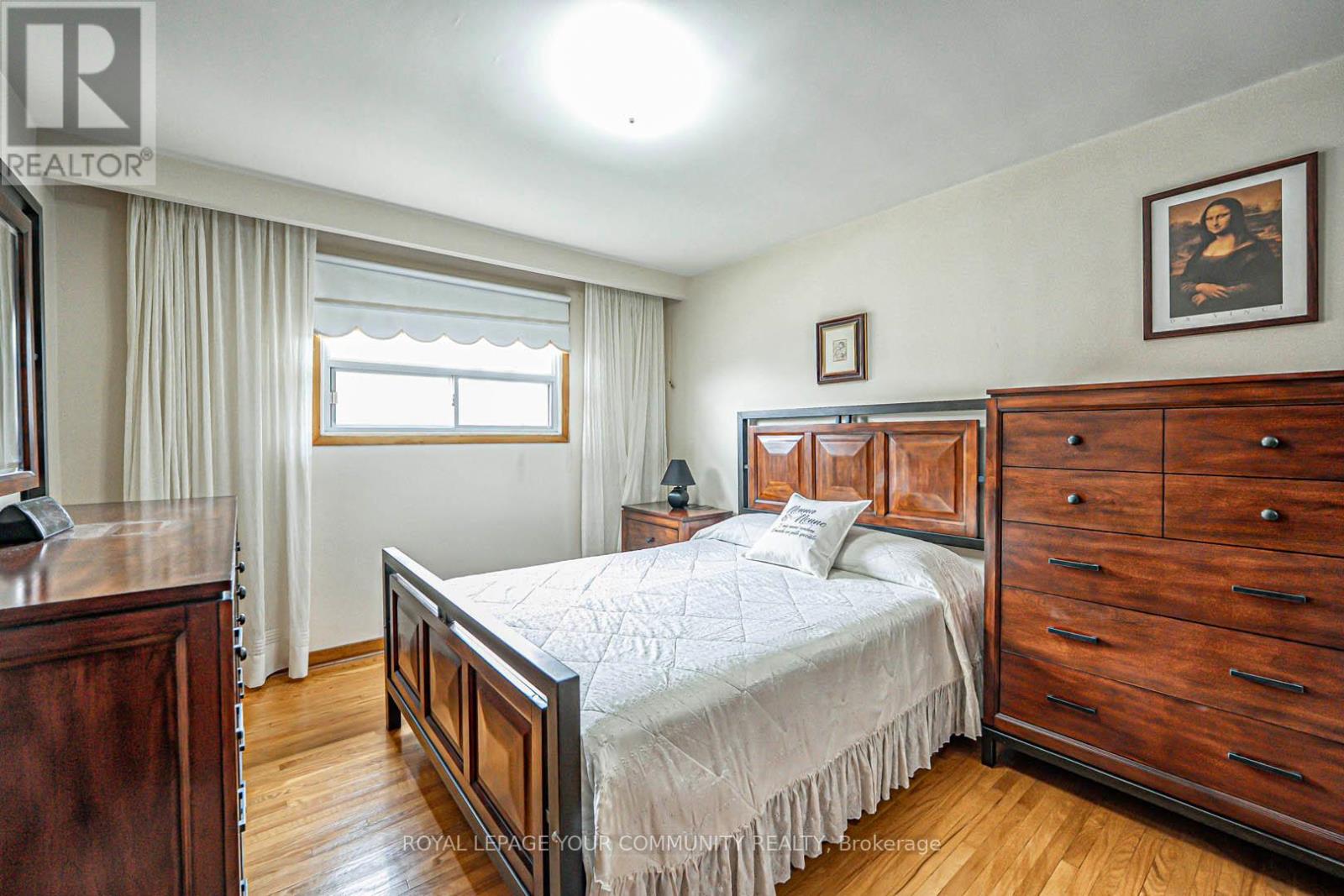 10 Grenadine Court, Toronto, Ontario  M9L 2H6 - Photo 17 - W12137414