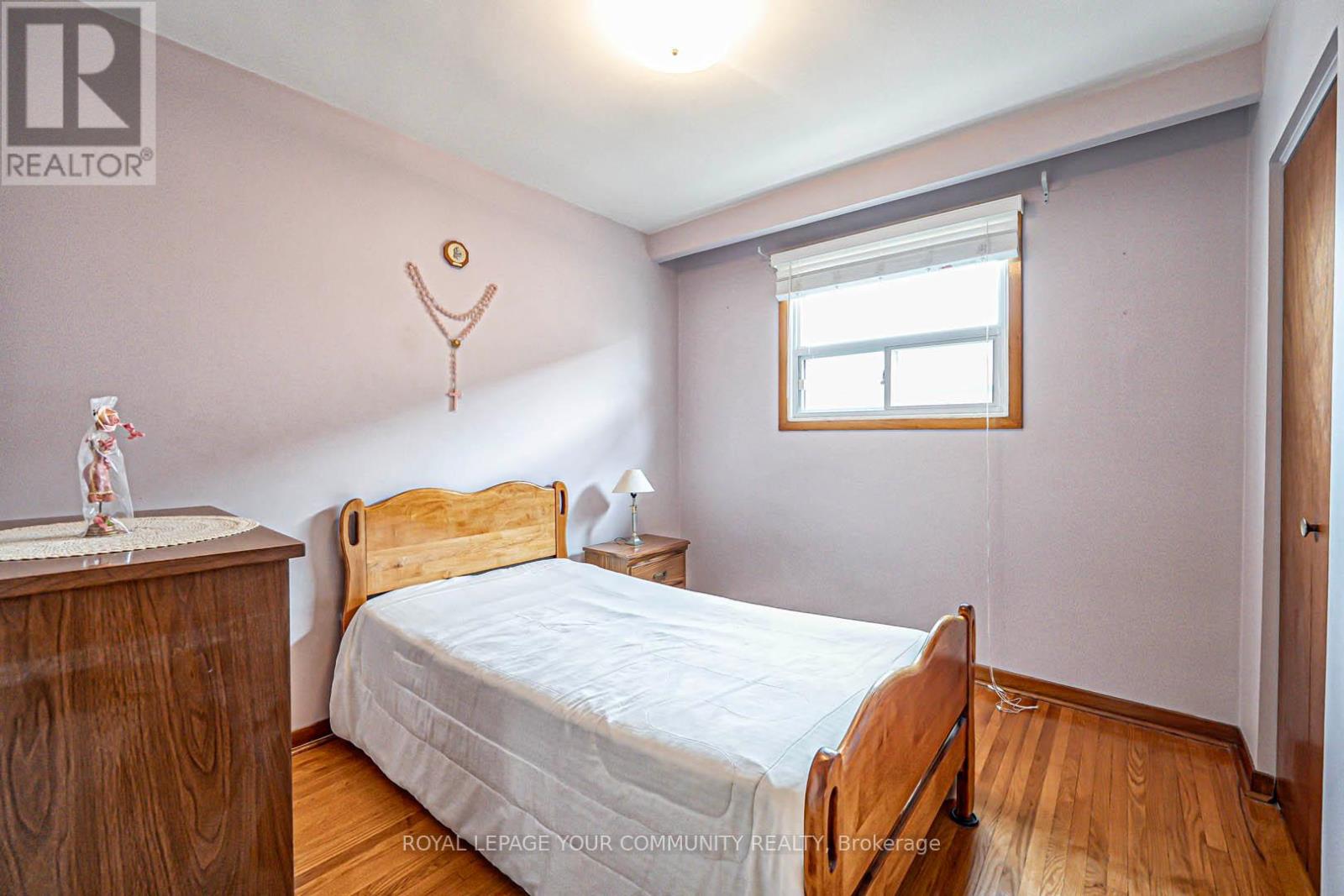 10 Grenadine Court, Toronto, Ontario  M9L 2H6 - Photo 21 - W12137414