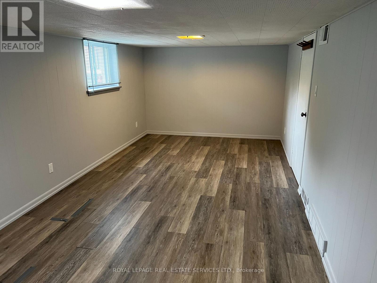 2289 Lawrence Avenue W, Toronto, Ontario  M9P 2A7 - Photo 8 - W12137418