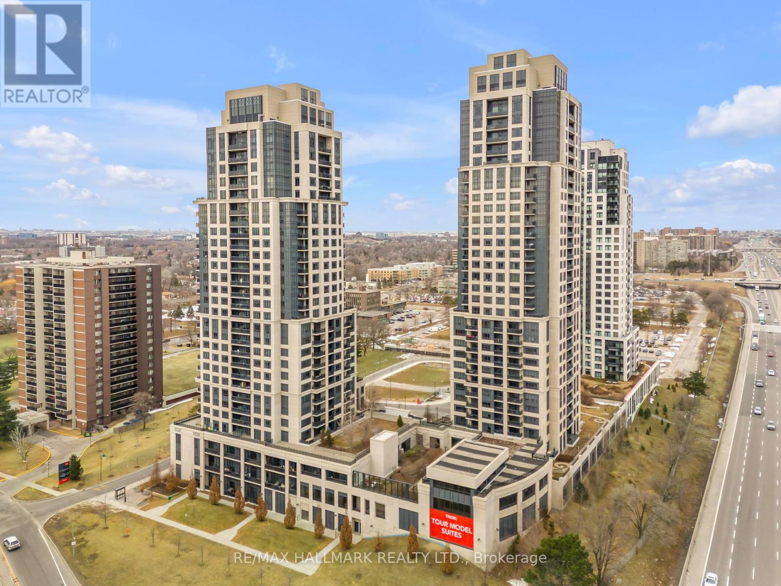 1503 - 6 Eva Road, Toronto (Etobicoke West Mall), Ontario  M9C 0B1 - Photo 3 - W12137499