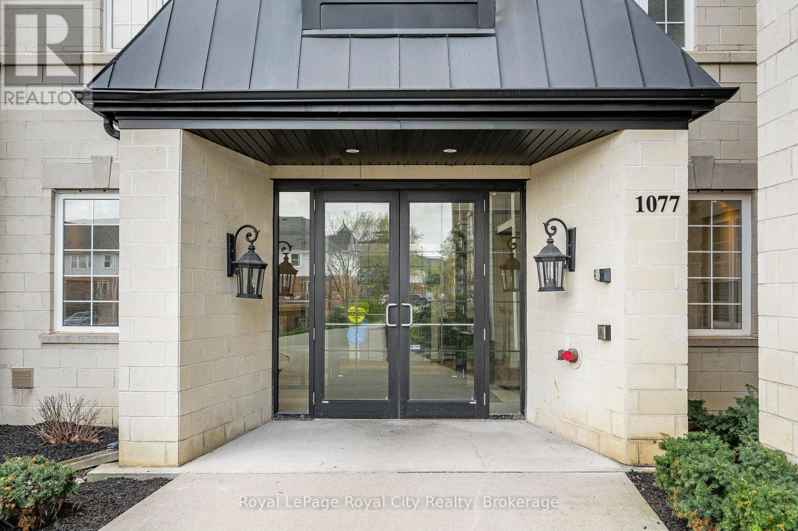 Property at 219 - 1077 GORDON STREET image 2
