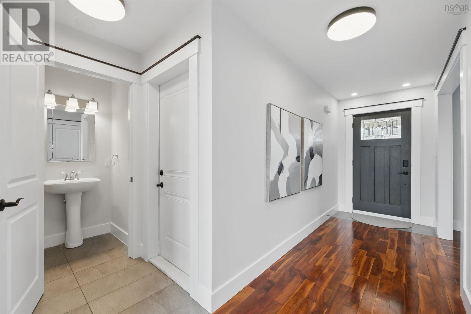Property at 203 Maple Grove Avenue image 5