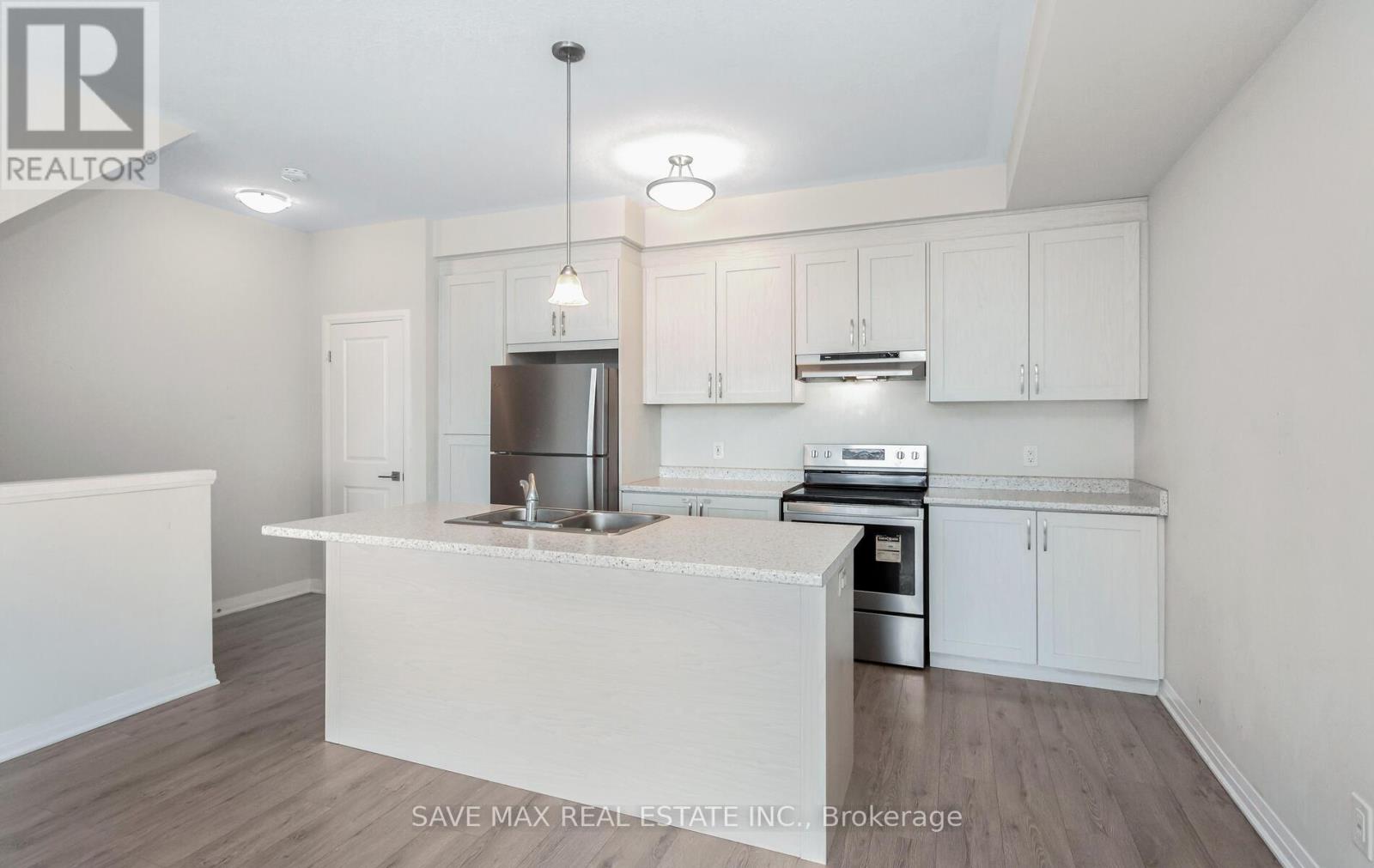 2h - 155 Thomas Slee Drive, Kitchener, Ontario  N2P 0J8 - Photo 7 - X12137400