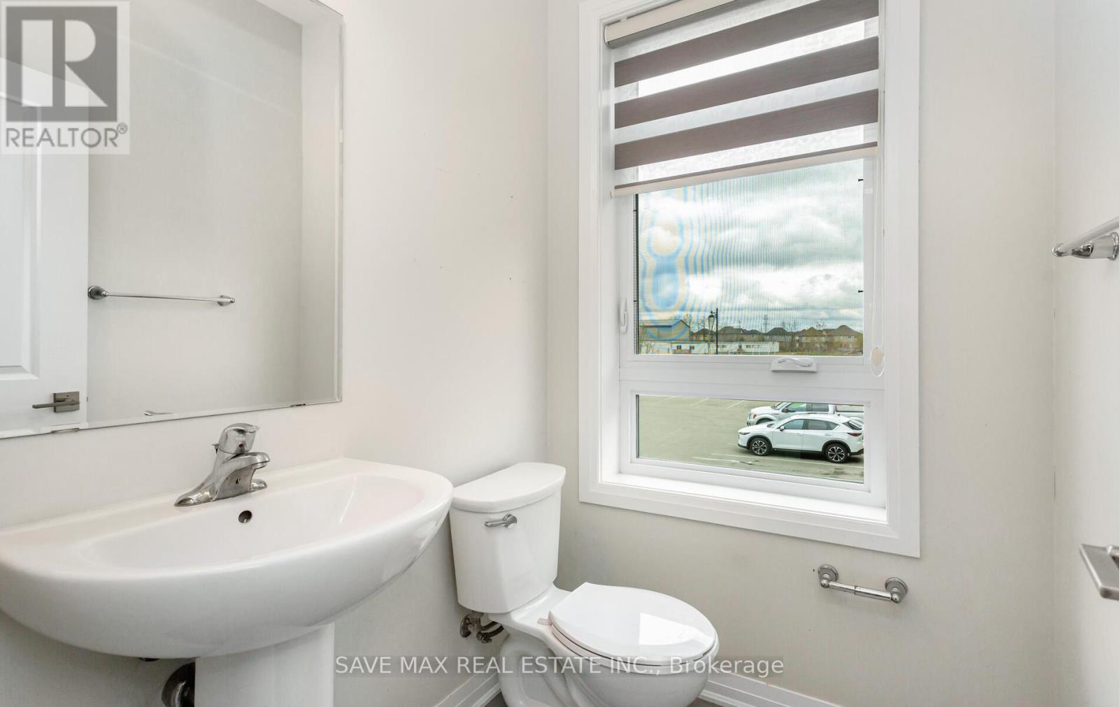 2h - 155 Thomas Slee Drive, Kitchener, Ontario  N2P 0J8 - Photo 8 - X12137400