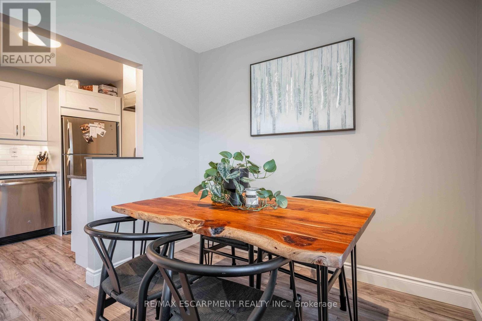 33 - 1396 Upper Ottawa Street, Hamilton, Ontario  L8W 1R1 - Photo 7 - X12137450