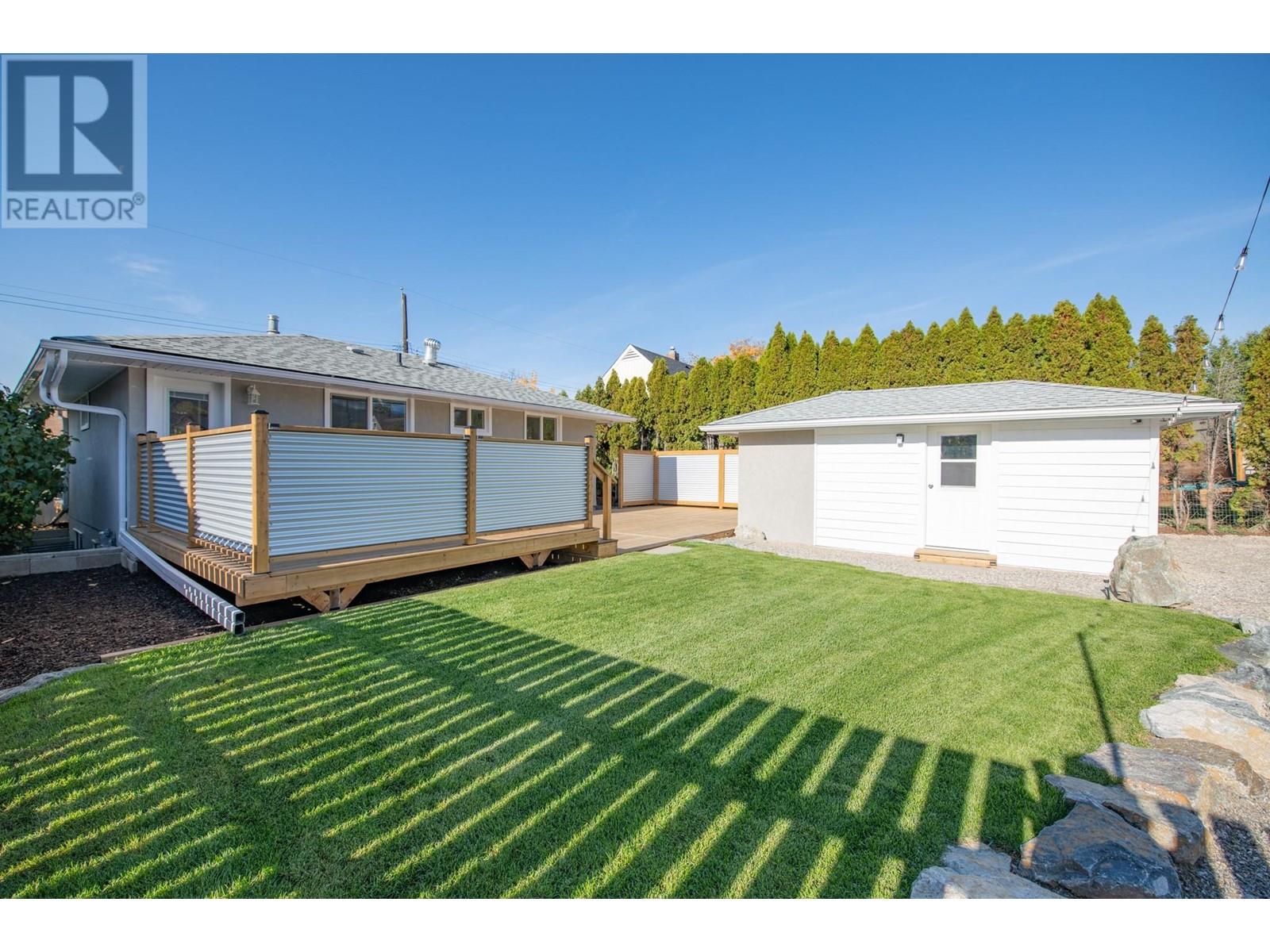 3211 16th Street, Vernon, British Columbia  V1T 3X5 - Photo 5 - 10347073