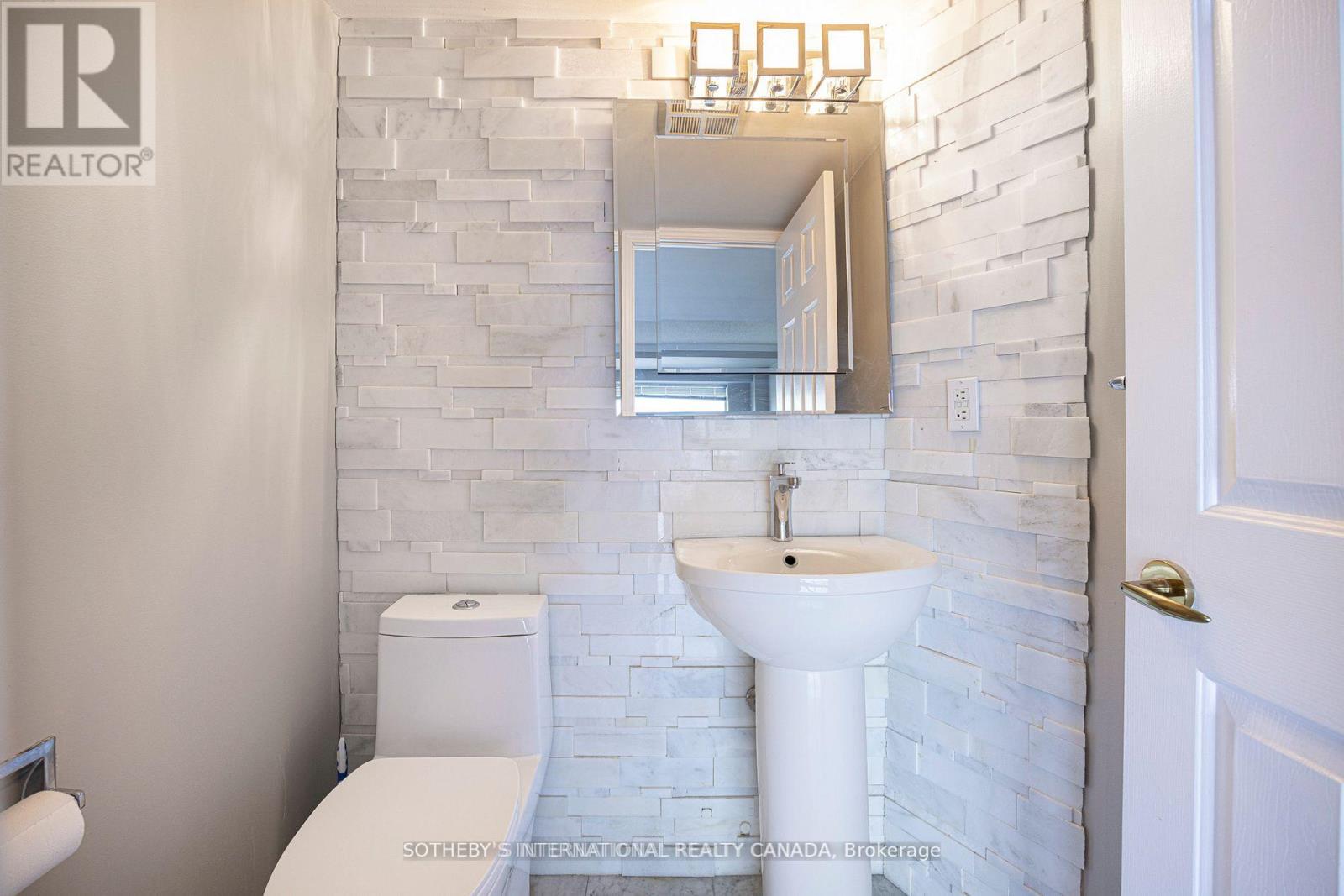 607 - 1818 Bayview Avenue, Toronto, Ontario  M4G 4G6 - Photo 17 - C12137576