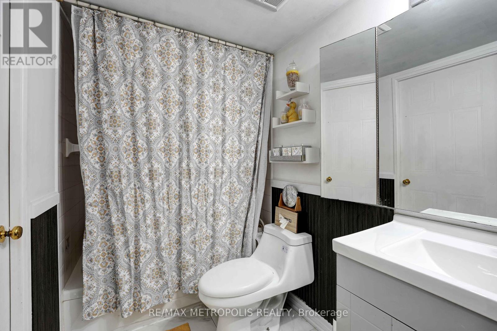 1011 - 410 Mclevin Avenue, Toronto (Malvern), Ontario  M1B 5J5 - Photo 22 - E12137559