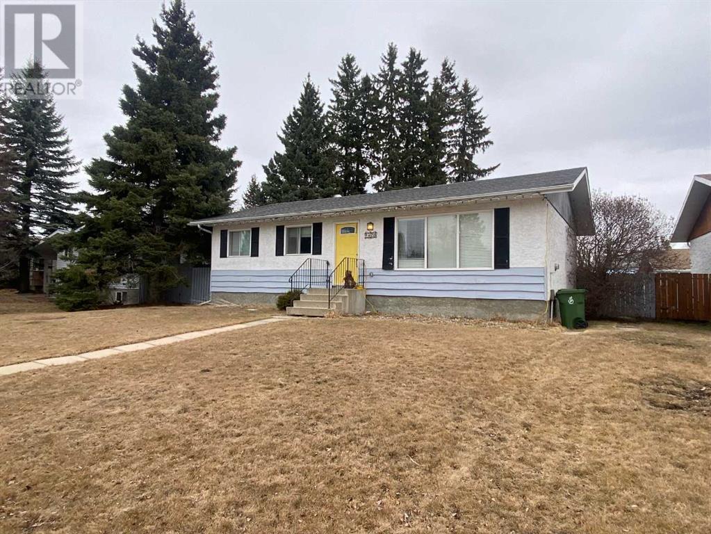 Property at 1429 53 Street image 2