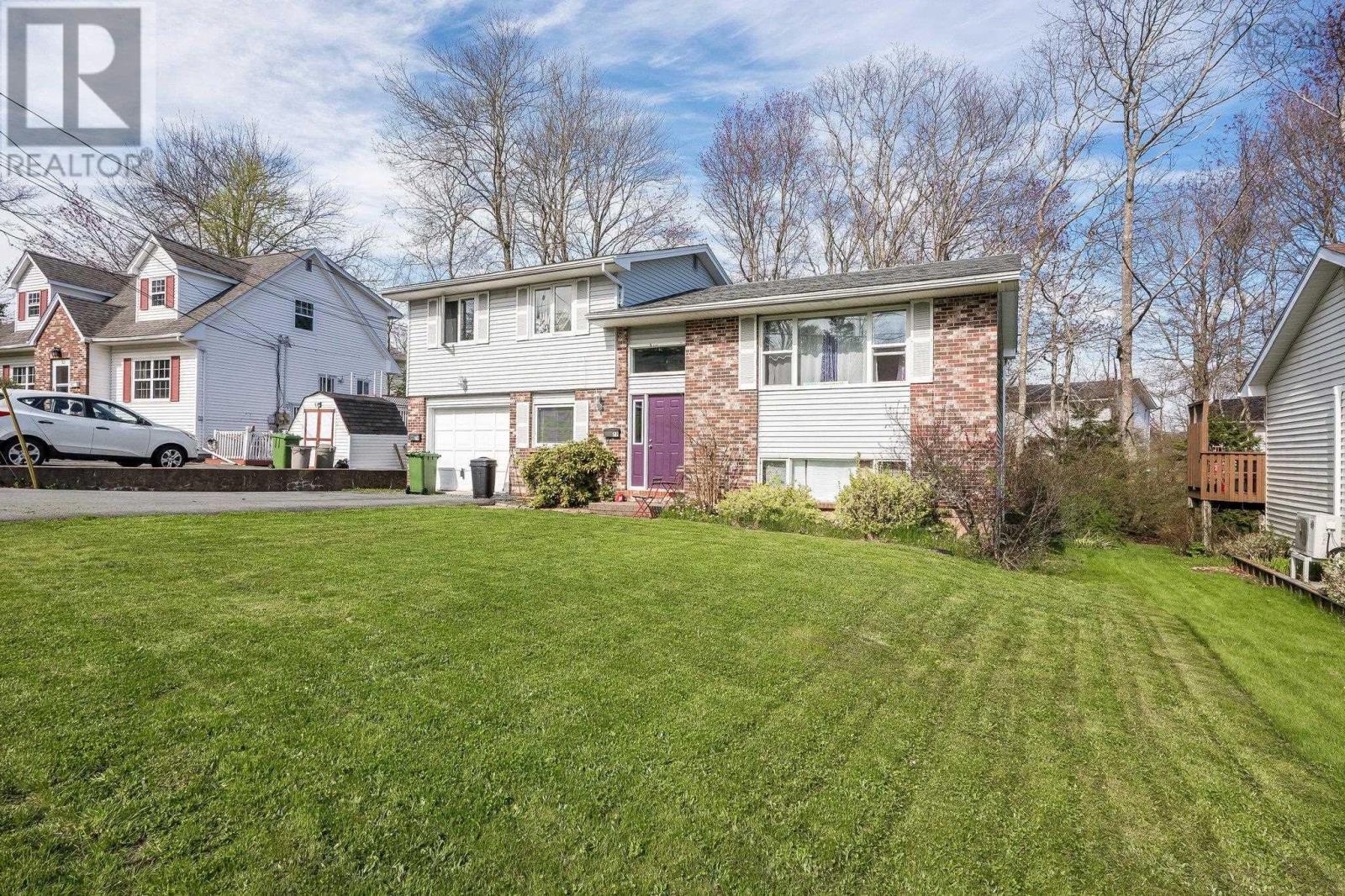 Property at 77 Wynn Castle Drive image 2