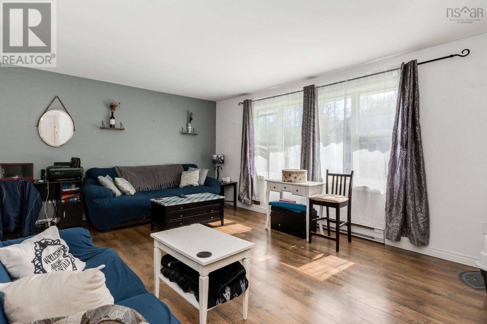 Property at 77 Wynn Castle Drive image 3