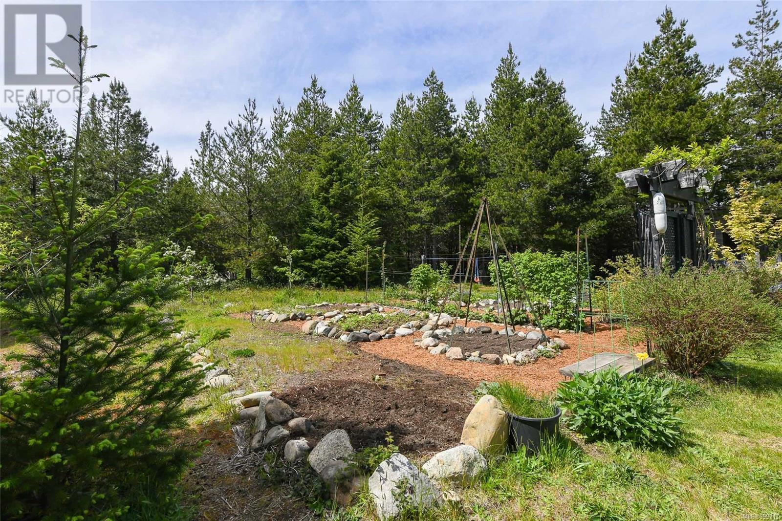 4131 Pinecrest Rd, Denman Island, British Columbia  V0R 1T0 - Photo 10 - 999311
