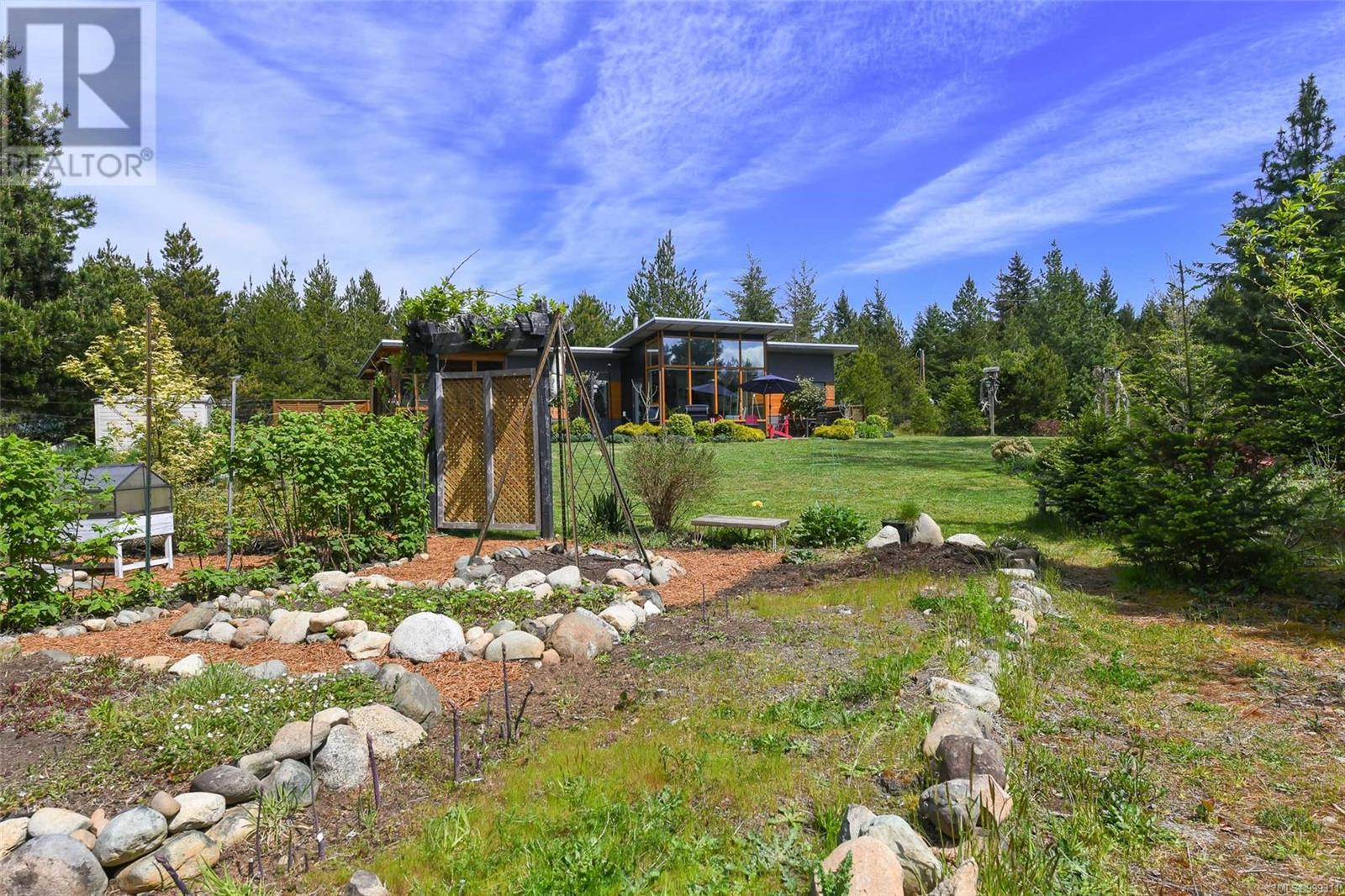 4131 Pinecrest Rd, Denman Island, British Columbia  V0R 1T0 - Photo 9 - 999311