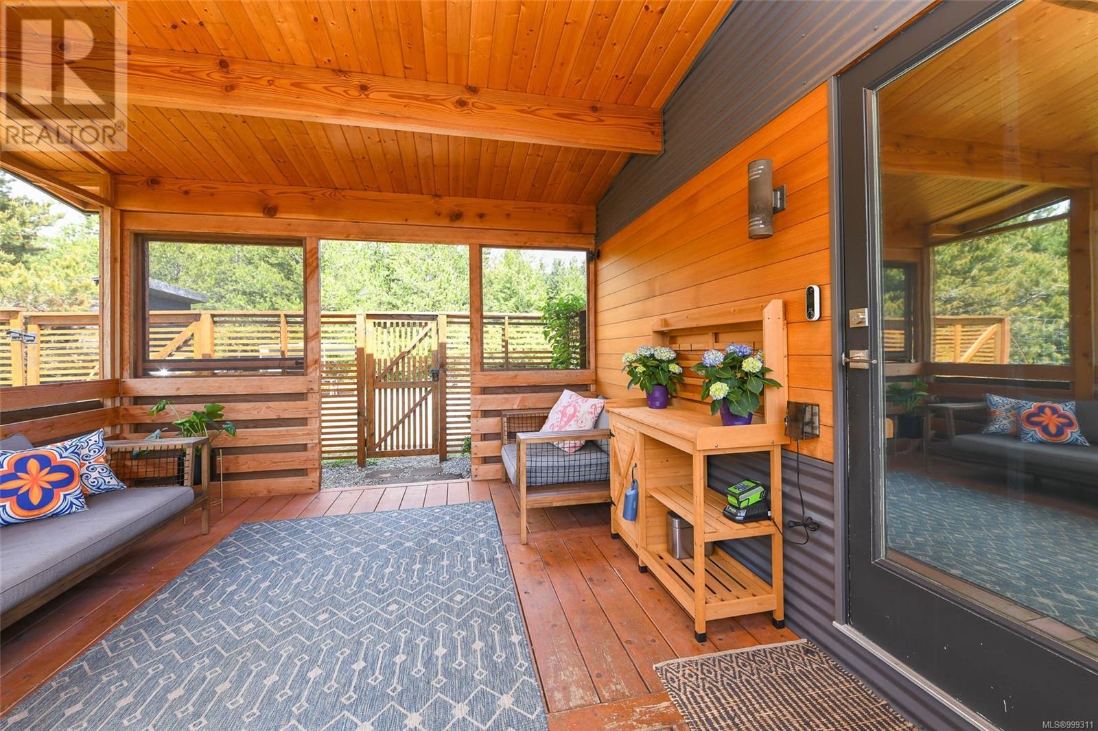 4131 Pinecrest Rd, Denman Island, British Columbia  V0R 1T0 - Photo 13 - 999311