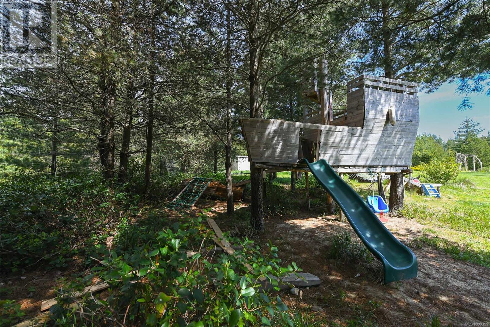 4131 Pinecrest Rd, Denman Island, British Columbia  V0R 1T0 - Photo 69 - 999311