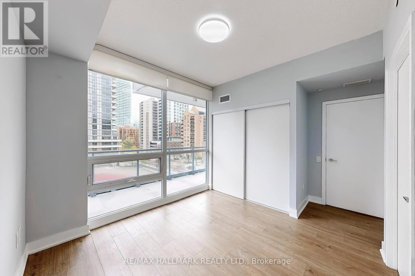 418 - 30 Roehampton Avenue, Toronto, Ontario  M4P 0B9 - Photo 14 - C12135551