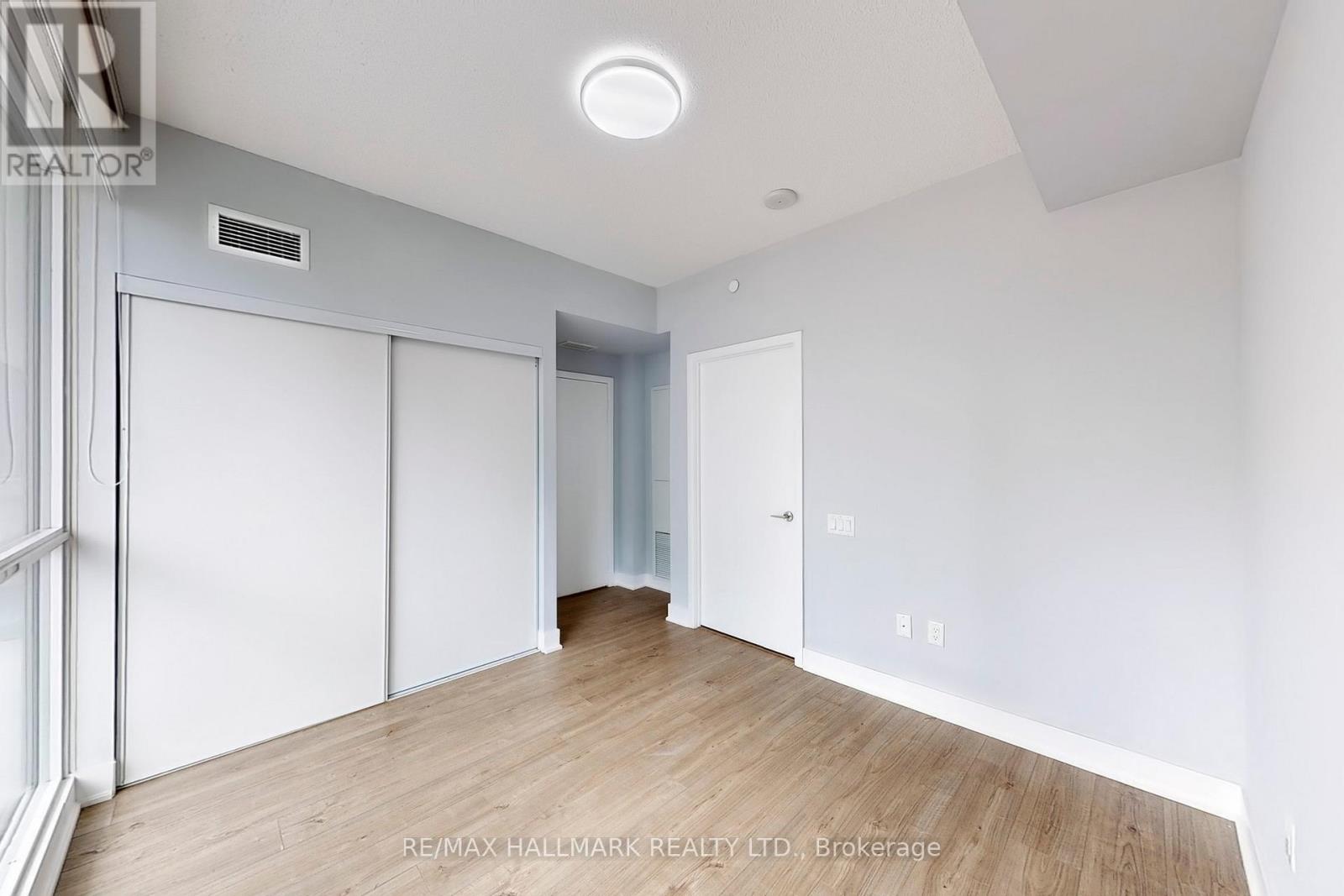 418 - 30 Roehampton Avenue, Toronto, Ontario  M4P 0B9 - Photo 15 - C12135551