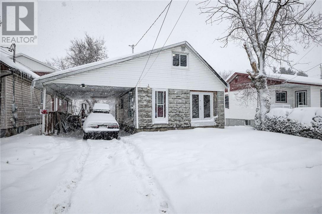 Property at 438 Dell Street image 1