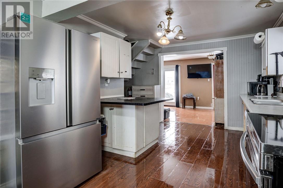 Property at 438 Dell Street image 5