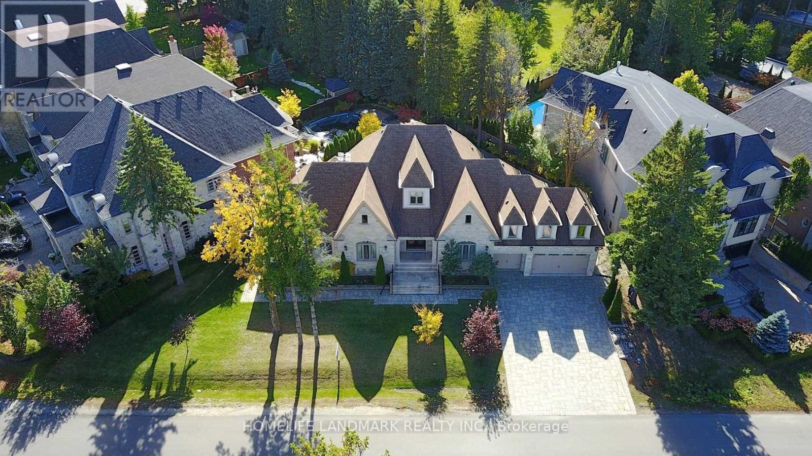 5 LONG HILL DRIVE, Richmond Hill, Ontario