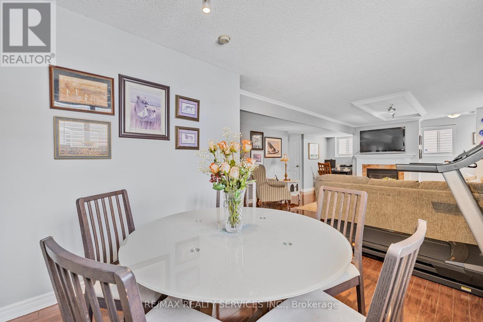 19 Livingston Drive, Caledon, Ontario  L7C 1A1 - Photo 28 - W12137531