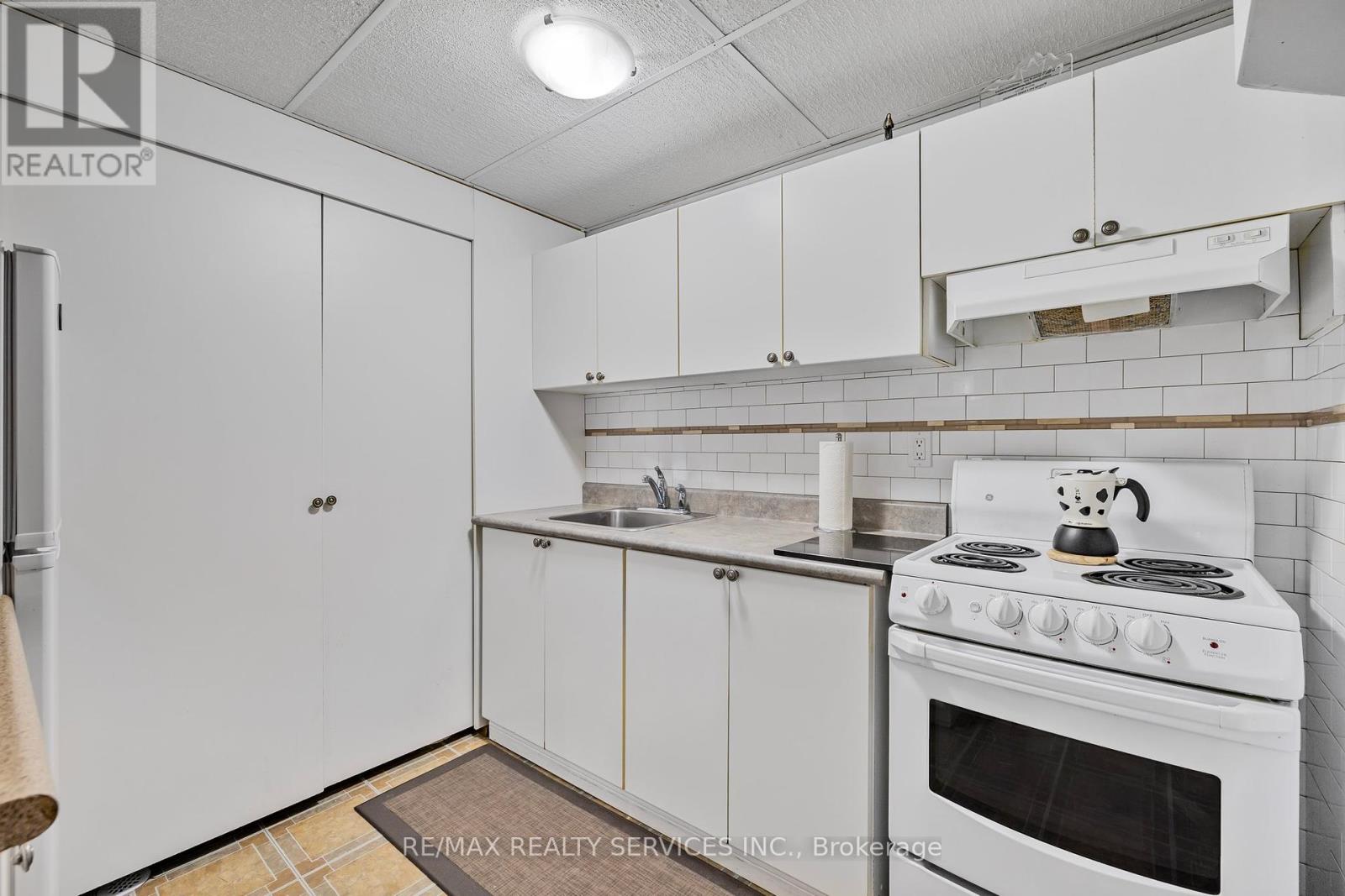19 Livingston Drive, Caledon, Ontario  L7C 1A1 - Photo 29 - W12137531