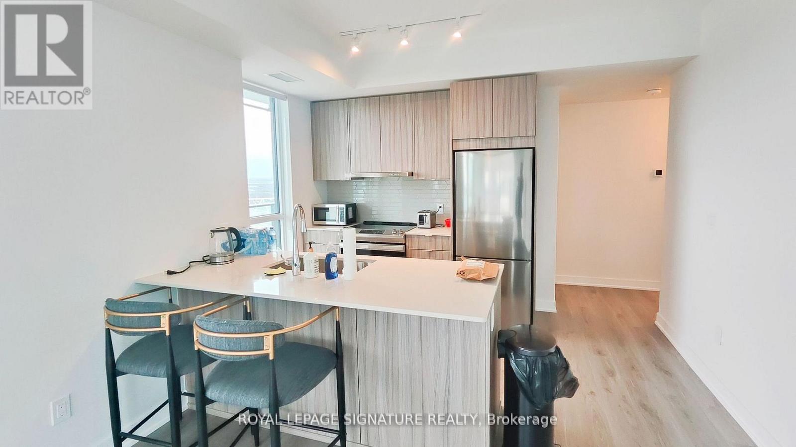 3010 - 4130 Parkside Village Drive, Mississauga, Ontario  L5B 3M8 - Photo 5 - W12137538