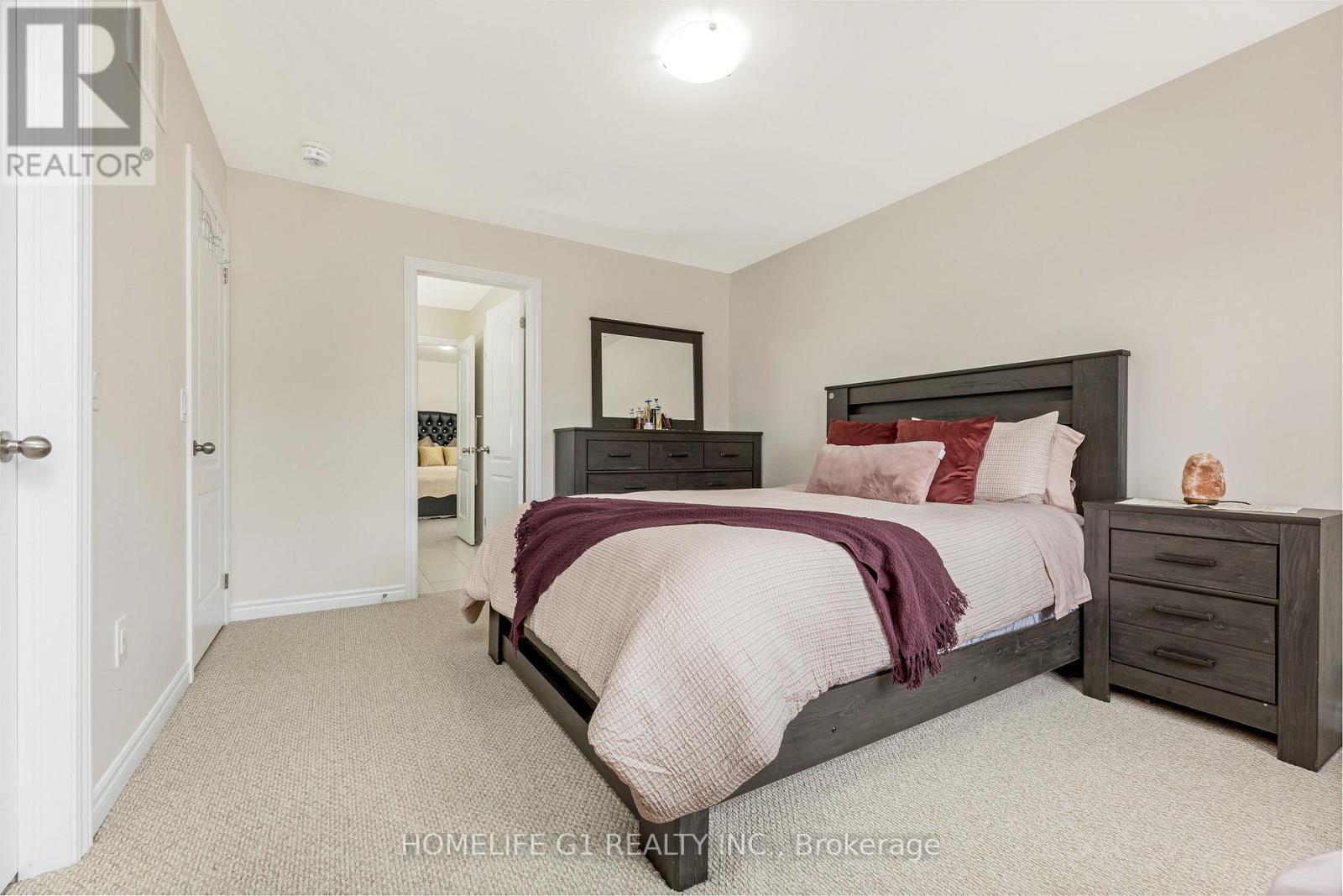 9 Brethby Street, Caledon, Ontario  L7C 3W2 - Photo 25 - W12137555