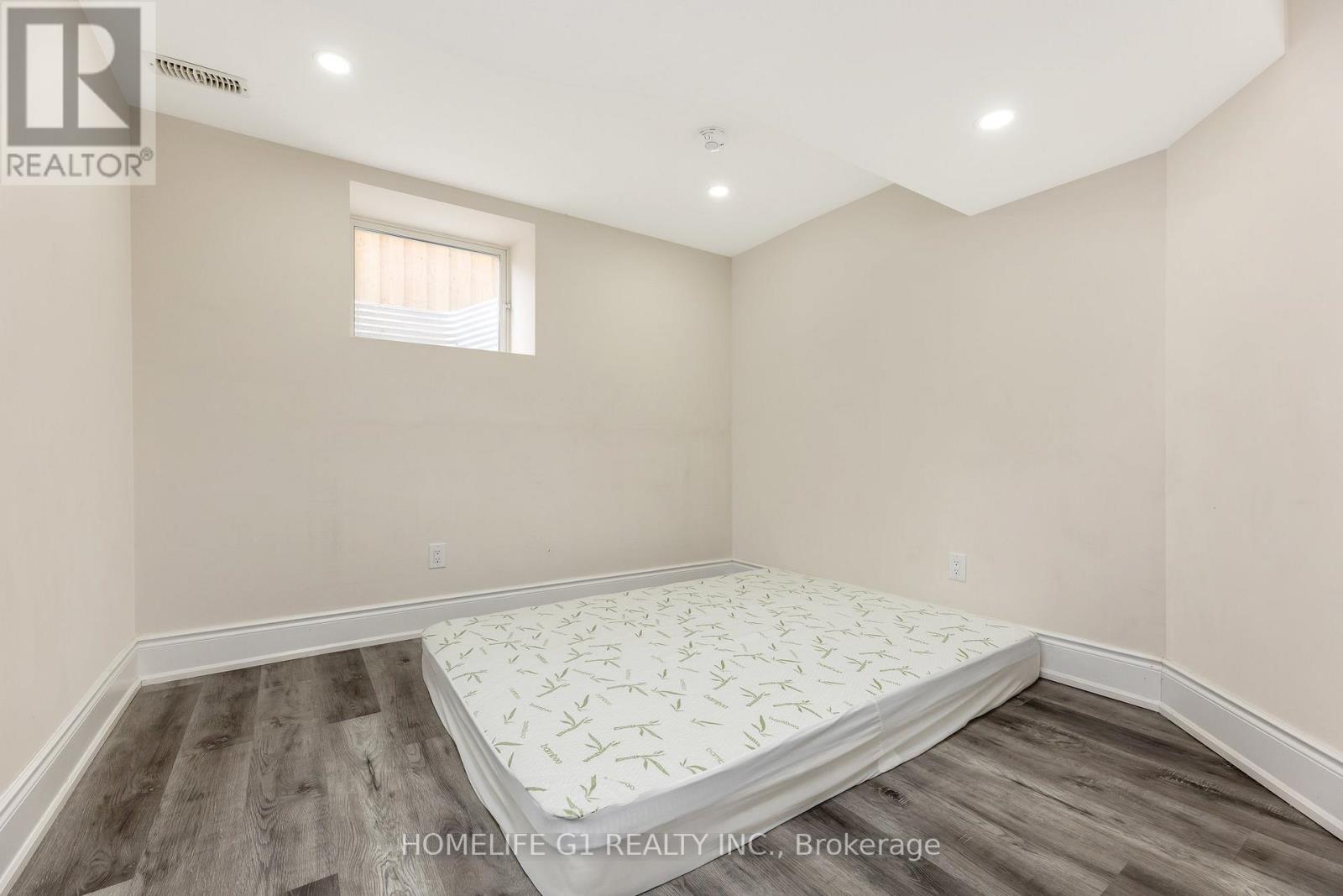 9 Brethby Street, Caledon, Ontario  L7C 3W2 - Photo 36 - W12137555