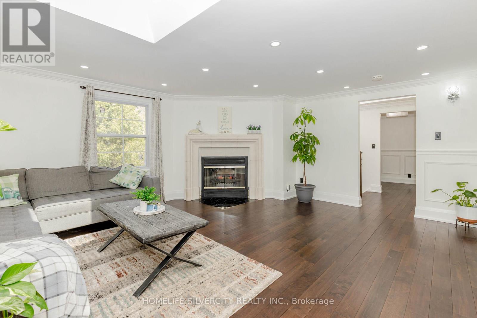 134 Queen Street, Caledon, Ontario  L7E 2M7 - Photo 7 - W12137556