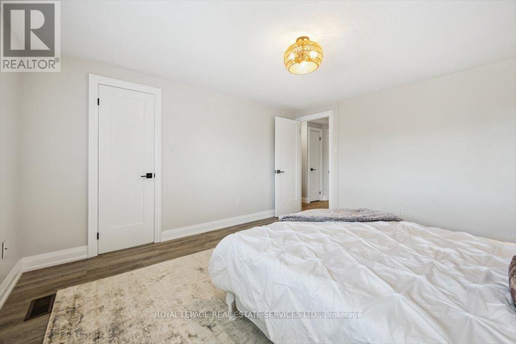 137 - 1520 Lancaster Drive, Oakville, Ontario  L6H 2Z2 - Photo 15 - W12137560