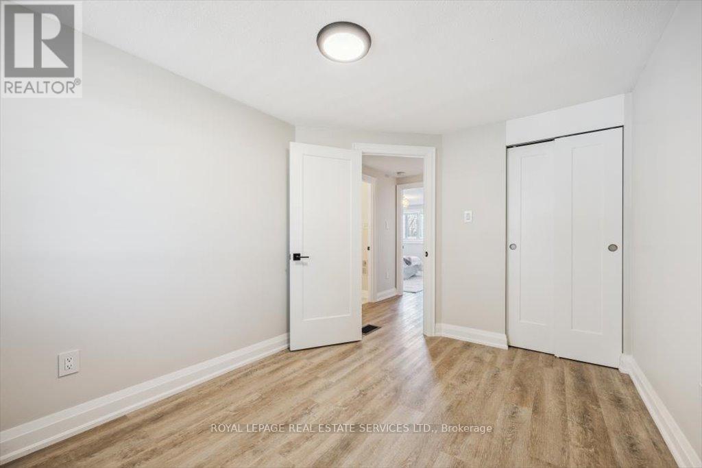 137 - 1520 Lancaster Drive, Oakville, Ontario  L6H 2Z2 - Photo 18 - W12137560